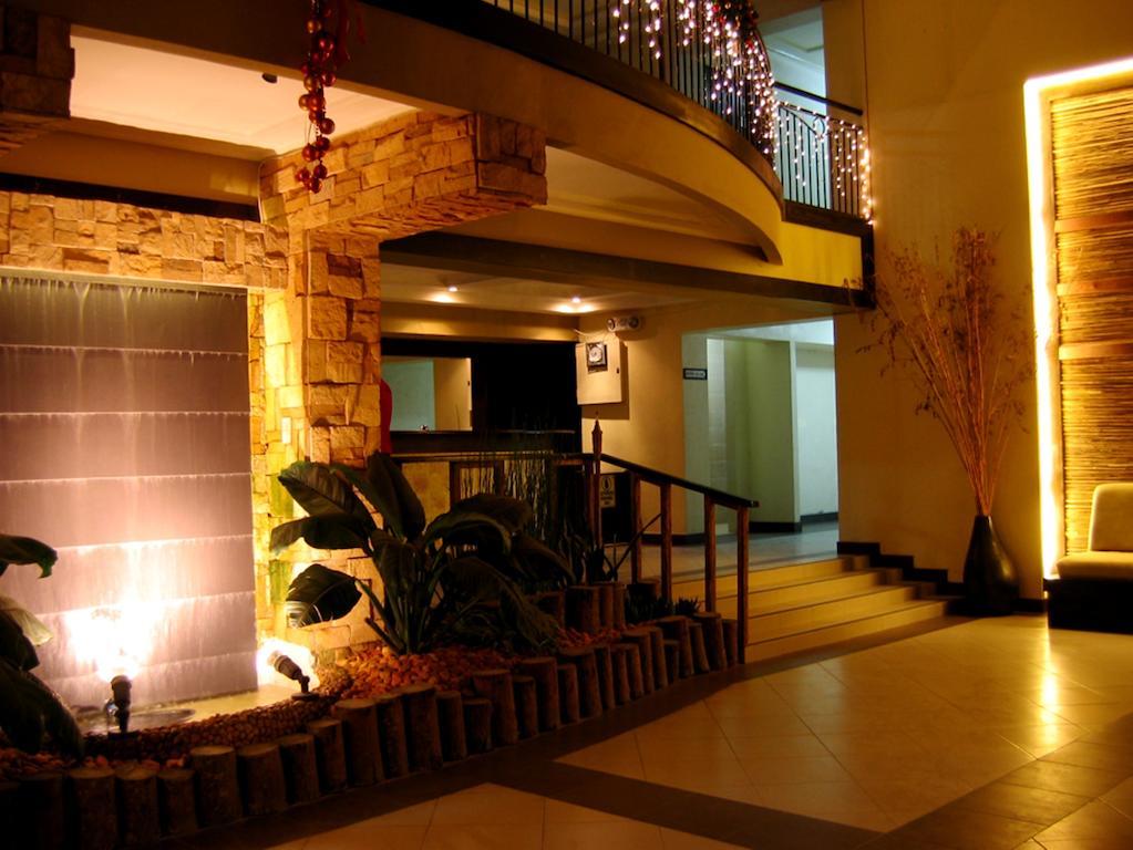 Lancaster Hotel Cebu Lapu-Lapu City Exterior photo